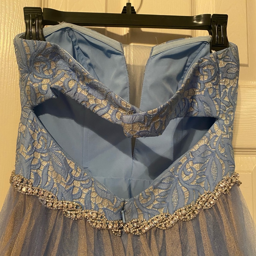 Camille la Vie Formal Gown - Picture 4 of 5